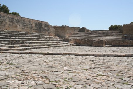 Visite du site archéologique de Phaistos le théâtre