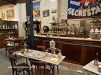 Visite de Rochefort le musée des commerces d'autrefois la droguerie