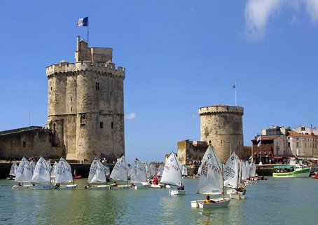 photo la rochelle Tour Saint Nicolas et la Tour de la Chaîne