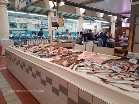 Visite de Rochefort le marché couvert
