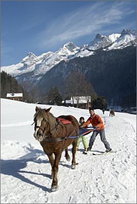 photo station de ski la clusaz Ski joering
