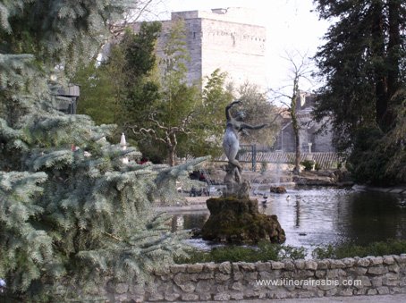 visite de la ville d'avignon photo jardin du Rocher des Doms avignon