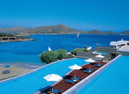 The superior bungalows with shared pool 