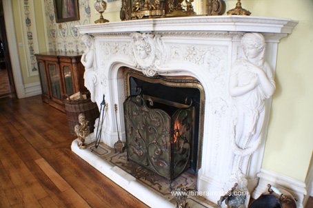 Visite de Kylemore Abbey cheminée en marbre