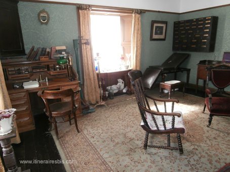 Visite du parc folklorique du Bunratty la maison du médecin le cabinet de consultation