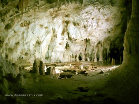 visite de la grotte de Frasassi grande grotte