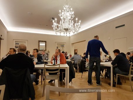 Visite des caves Cascina Chicco la dégustation