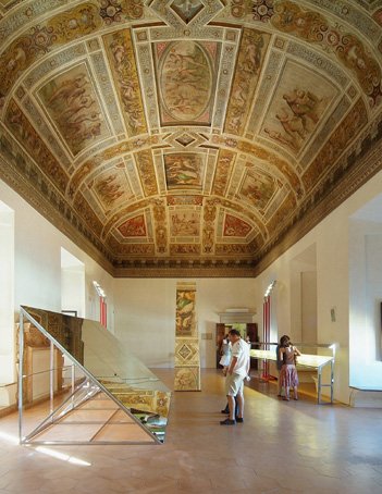 Visite de la ville de Ferrare Une des salles du Château de Ferrare