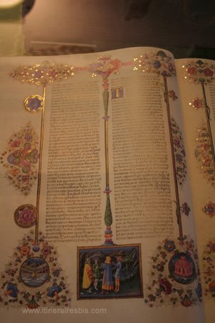 Visite de la ville de Ferrare le Palais Schifanoia copie de la bible commandée par le Duc Borso