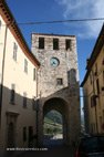 visite de la ville de Costacciaro torre Civica