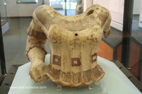 photo musée Paestum buste de la déesse Hera