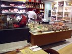 photo le rayon charcuteries du restaurant Cusina e Butega à Ferrare